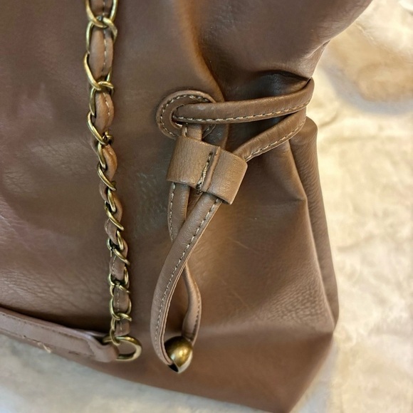Western Shoulder Bag Hazelnut Brown CBOCS Distribution Drawstring Bronze Hardwre - Picture 9 of 16